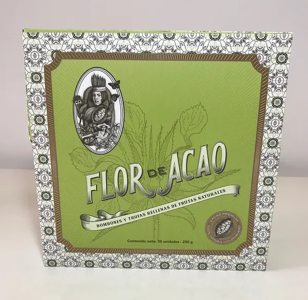 Caja de Bombones y Trufas de Chocolate Premium x 20 Unidades Flor de Acao