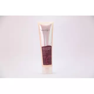 Crema Nutritiva y Reafirmante de Mangostino Elaborada con Agua Termal