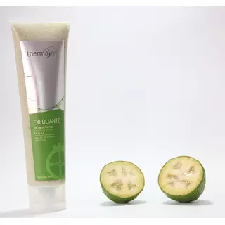 Exfoliante Natural de Feijoa Elaborado con Agua Termal y Albaricoque.