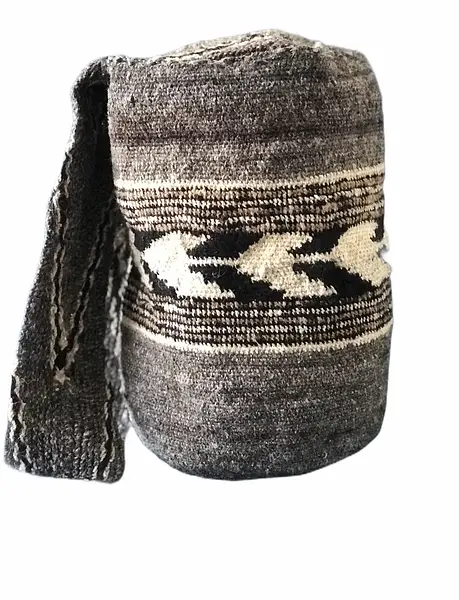 Mochila Arhuaca Mediana con Diferentes Diseños.