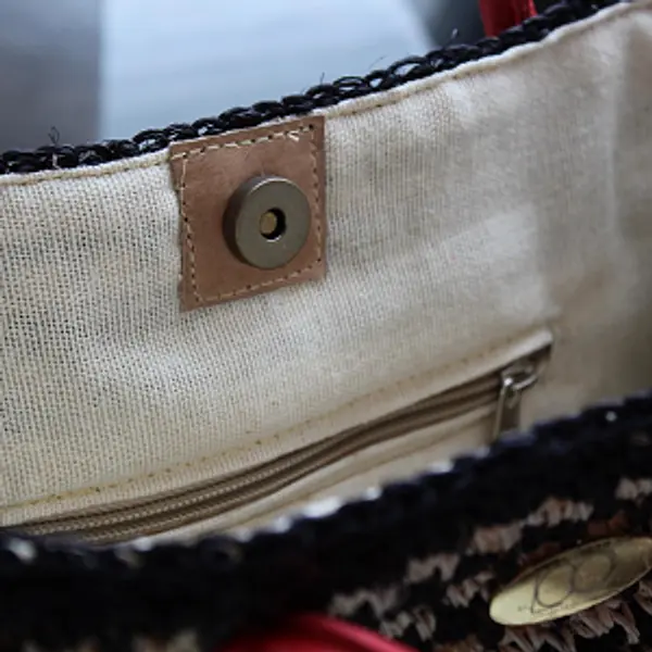 Bolso de Fique y Zuncho Artesanal.
