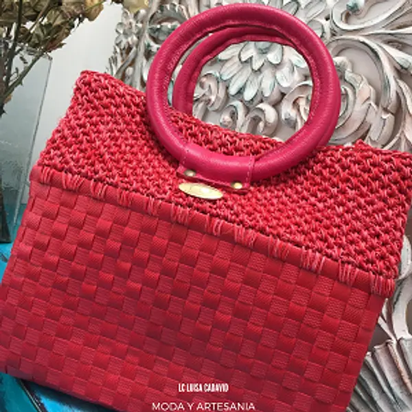 Bolso de Fique y Zuncho Color Rojo Artesanal.