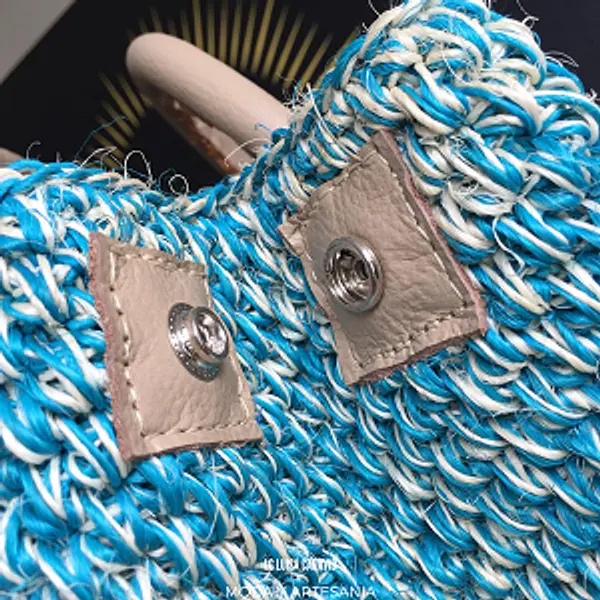 Bolso de Fique y Zuncho Color Azul Artesanal.