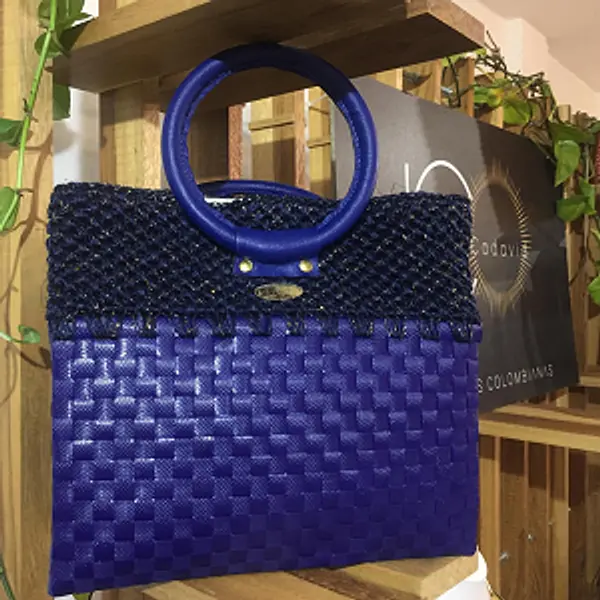 Bolso de Fique y Zuncho Color Azul Oscuro Artesanal.