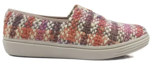 Zapatos Mocasines Con Suela Baja Elaborados En Lana De Ovejo