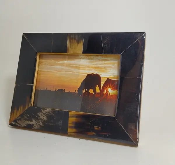 Porta Retrato Mediano Elaborado En Cuerno De Ganado