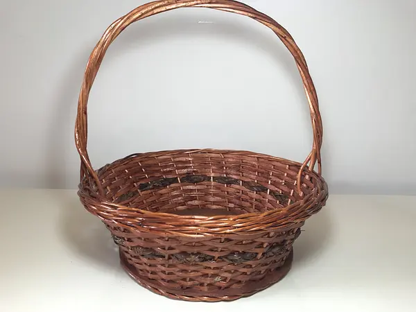 Canasta Elaborada de Mimbre Por Artesanos de Boyacá.